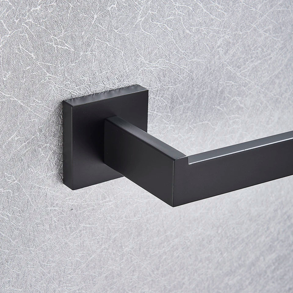 مجموعة إكسسوارات الحمام السوداء DecorBites™: خطاف رداء، سكة مناشف، رف، حامل ورق