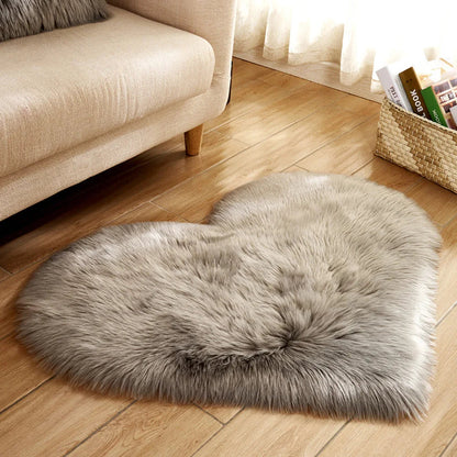 Heart Shaped Faux Fur Rug 30x40cm