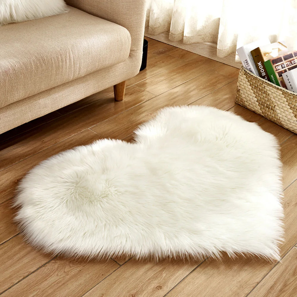 Heart Shaped Faux Fur Rug 30x40cm