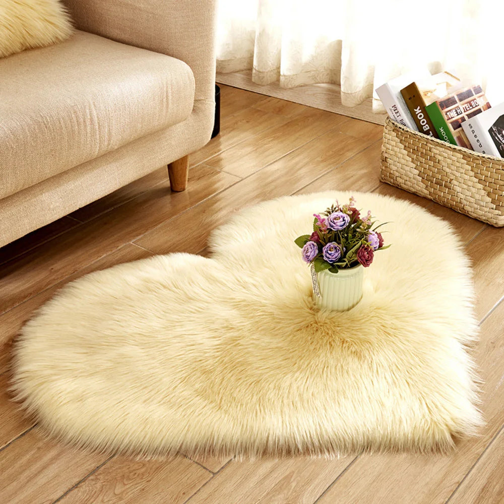 Heart Shaped Faux Fur Rug 30x40cm