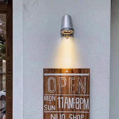 Aplique de pared industrial retro DecorBites™ de aluminio fundido, estilo medieval, para hogar, oficina o cafetería.