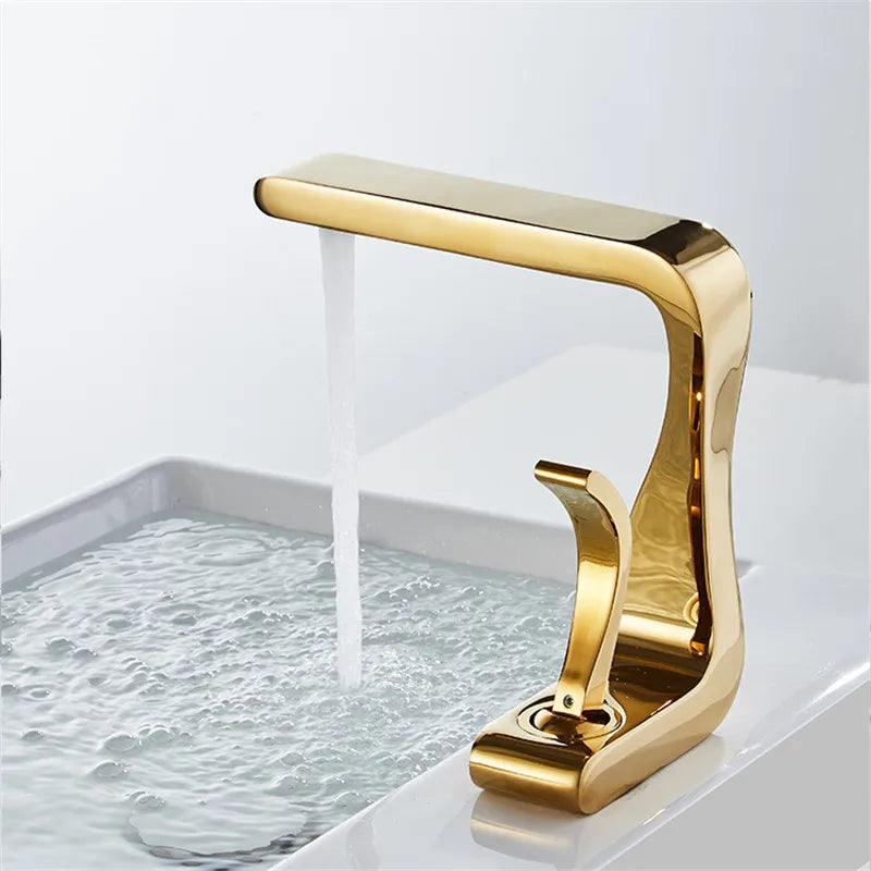 Grifo de Lavabo Decorbites™ Gold Basin: Grifo Mezclador de Baño Moderno en Latón para Agua Caliente/Fría