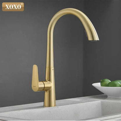 صنبور مطبخ أسود بمقبض واحد قابل للسحب من DecorBites™، صنبور خلاط مياه دوار بزاوية 360 درجة