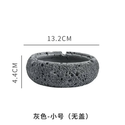 DecorBites™ Cement Astronaut Ashtray with Lid - High Temperature Resistant Cigar Ashtray