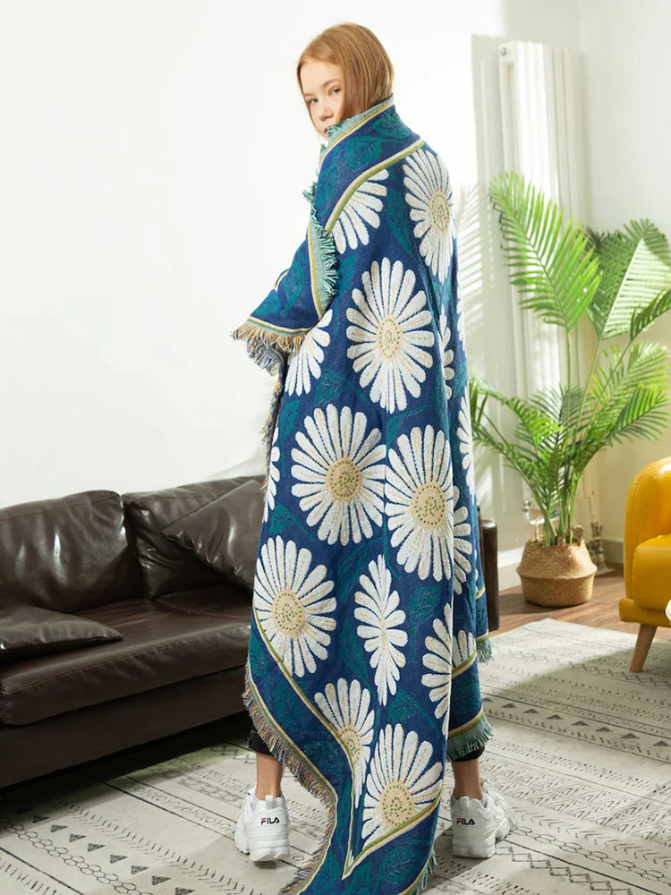 DecorBites™ Daisy Flower Knitted Blanket - Elegant Floral Decorative Sofa Slipcover & Couch Cover