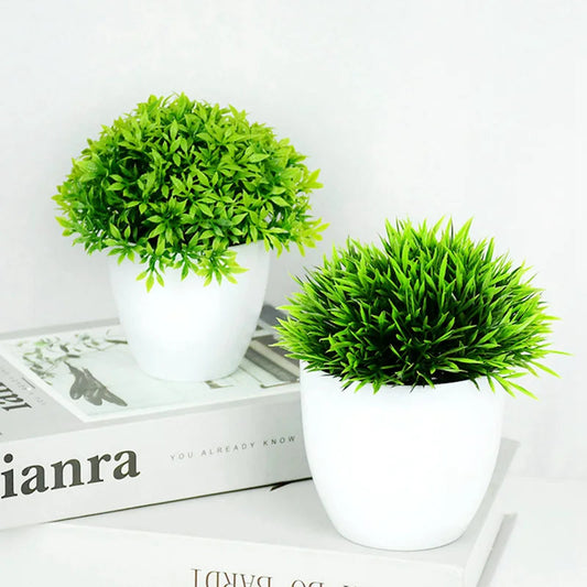 Lifelike Mini Green Bonsai Plant