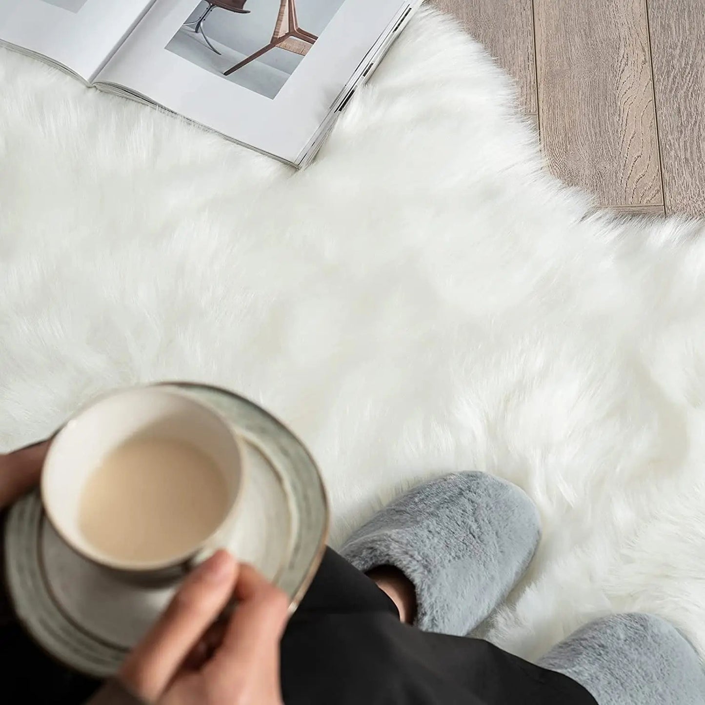 Luxurious Faux Sheepskin Bedroom Rug