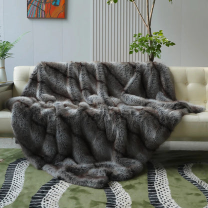 Luxury Faux Fur Throw Blanket