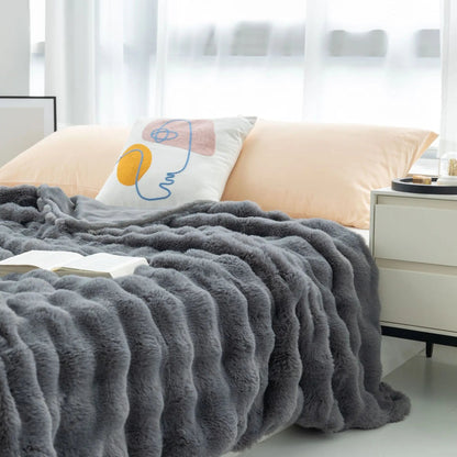 Luxury Faux Fur Throw Blanket