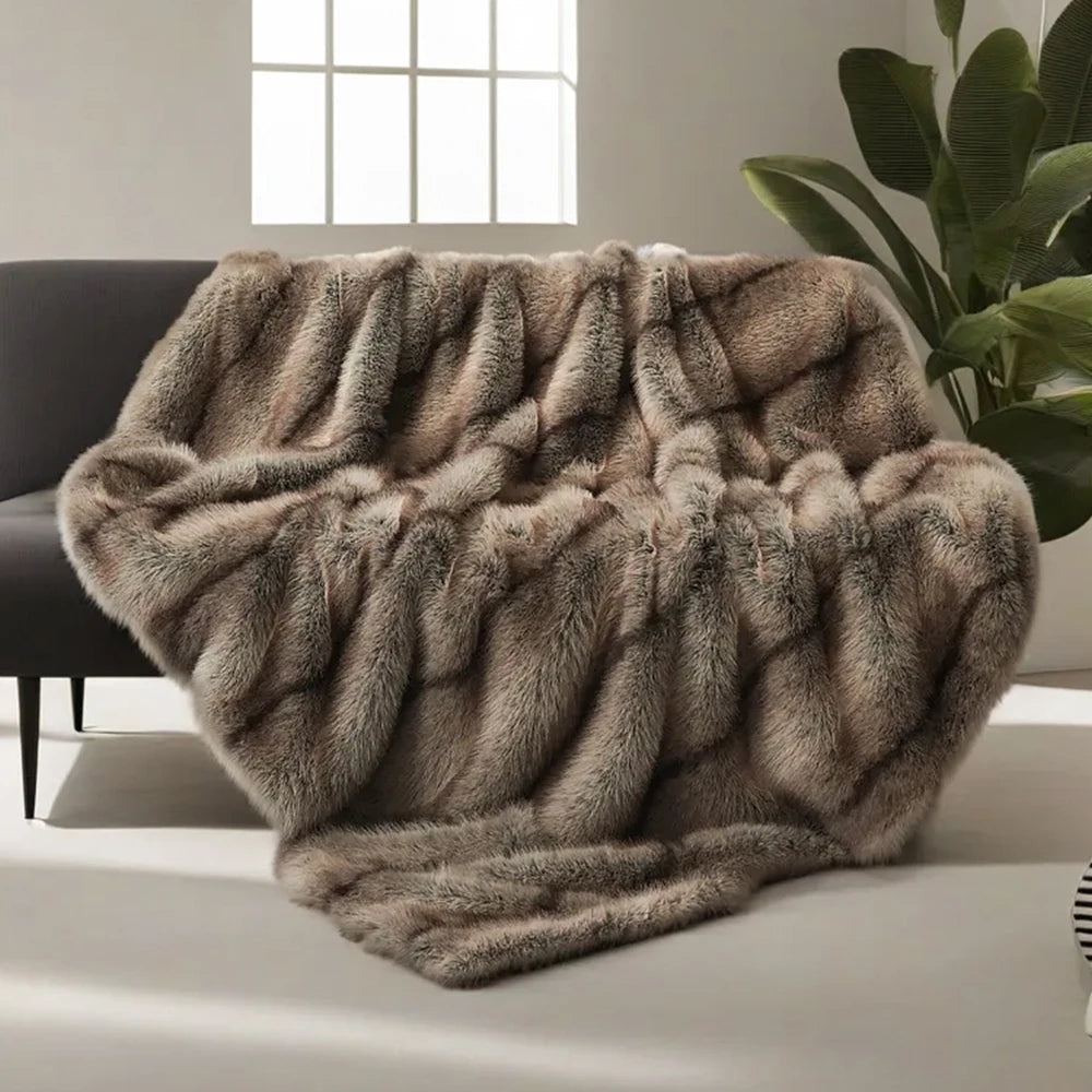 Luxury Faux Fur Throw Blanket