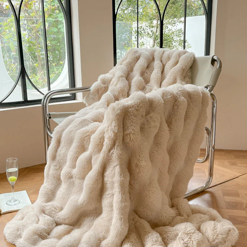 Luxury Faux Fur Throw Blanket