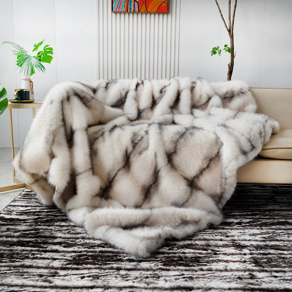 Luxury Faux Fur Throw Blanket