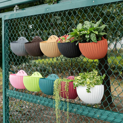 MOONBIFFY Wall-Mounted Plastic Flowerpot