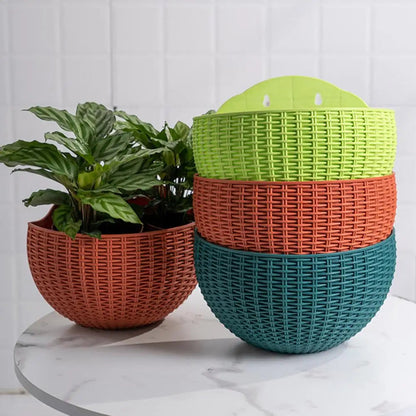 MOONBIFFY Wall-Mounted Plastic Flowerpot