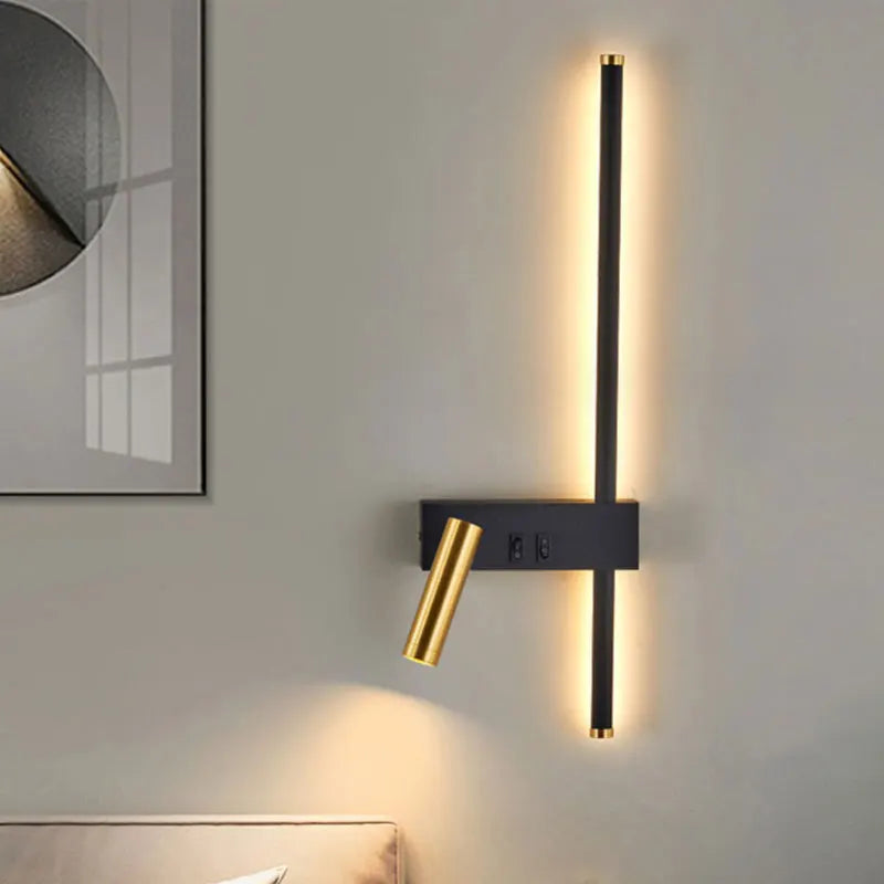 Modern Black and White Wall Lamp