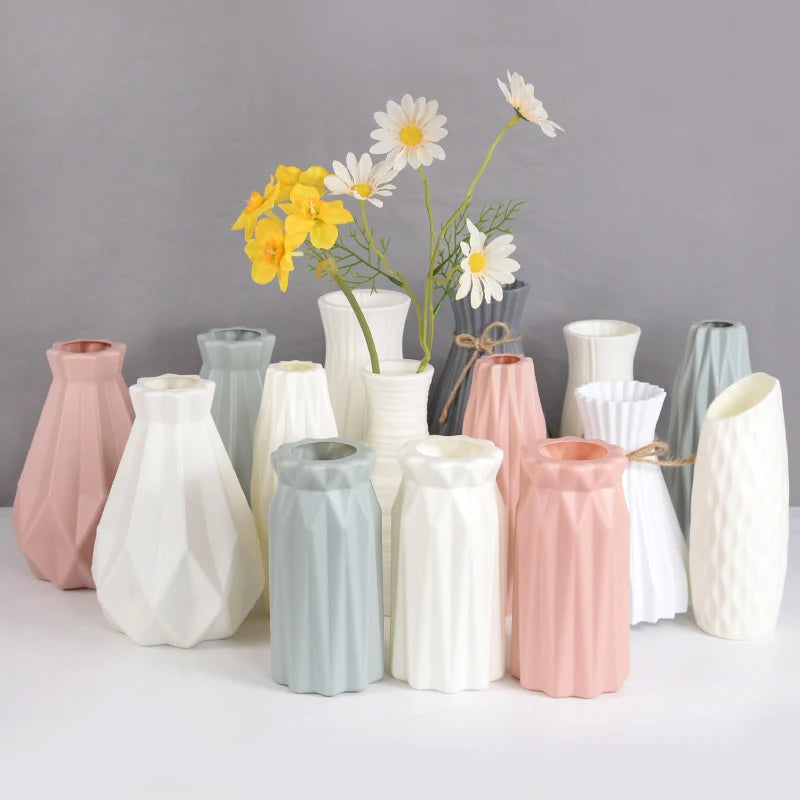 Modern Plastic Flower Vase - M