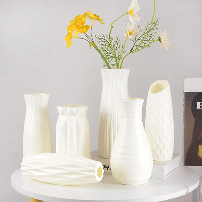 Modern Plastic Flower Vase - M