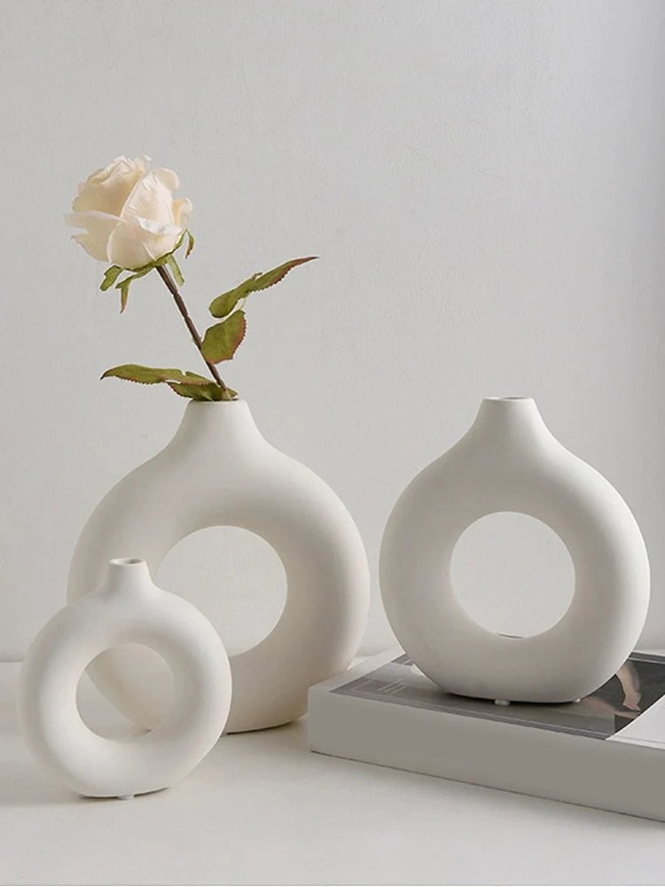 Nordic Donut Shape Plastic Vase