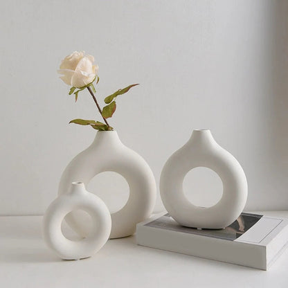 Nordic Donut Shape Plastic Vase