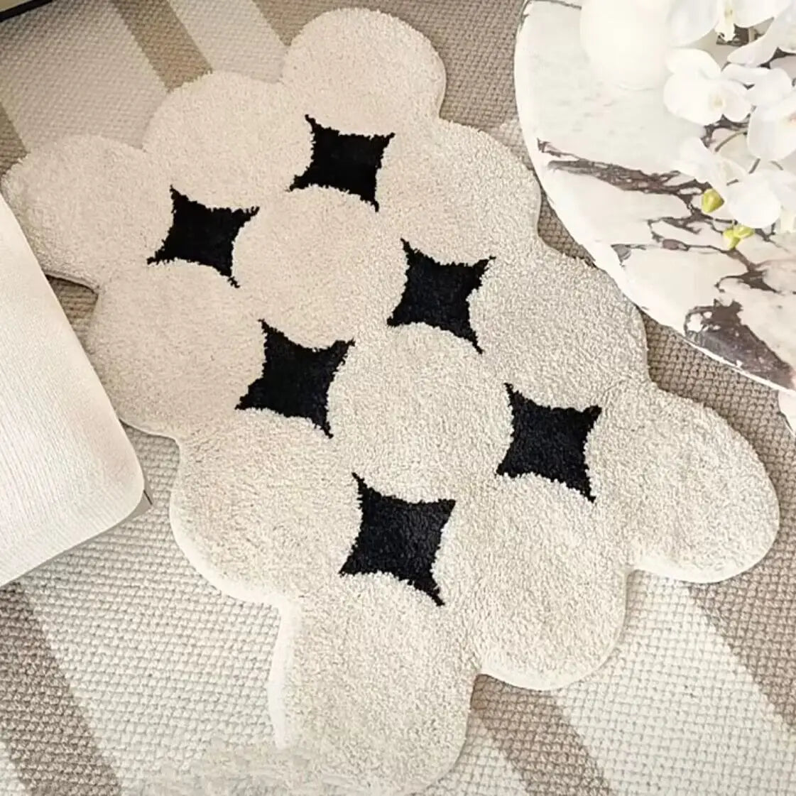 Plush Black White Living Room Rug