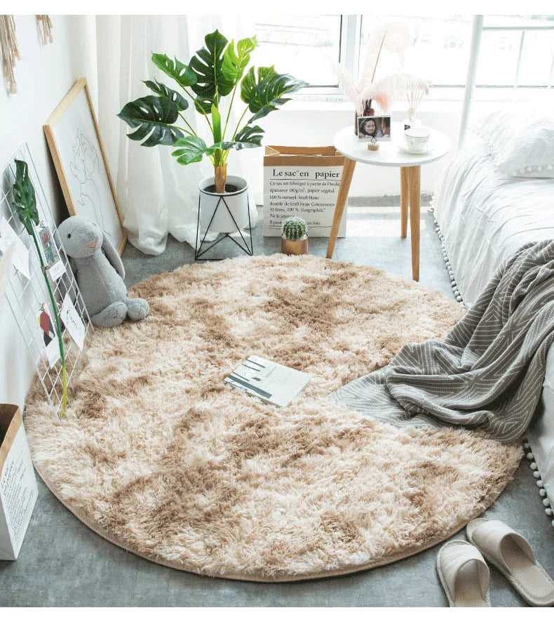 Plush White Round Rug for Kids