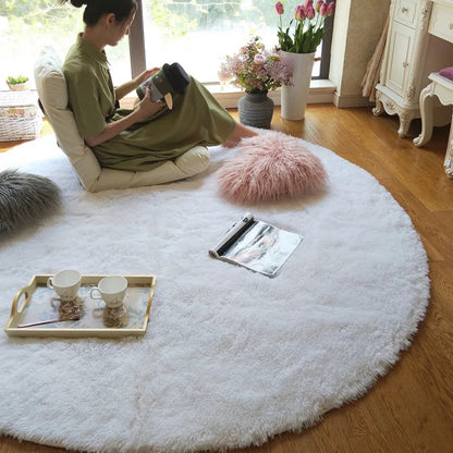 Plush White Round Rug for Kids