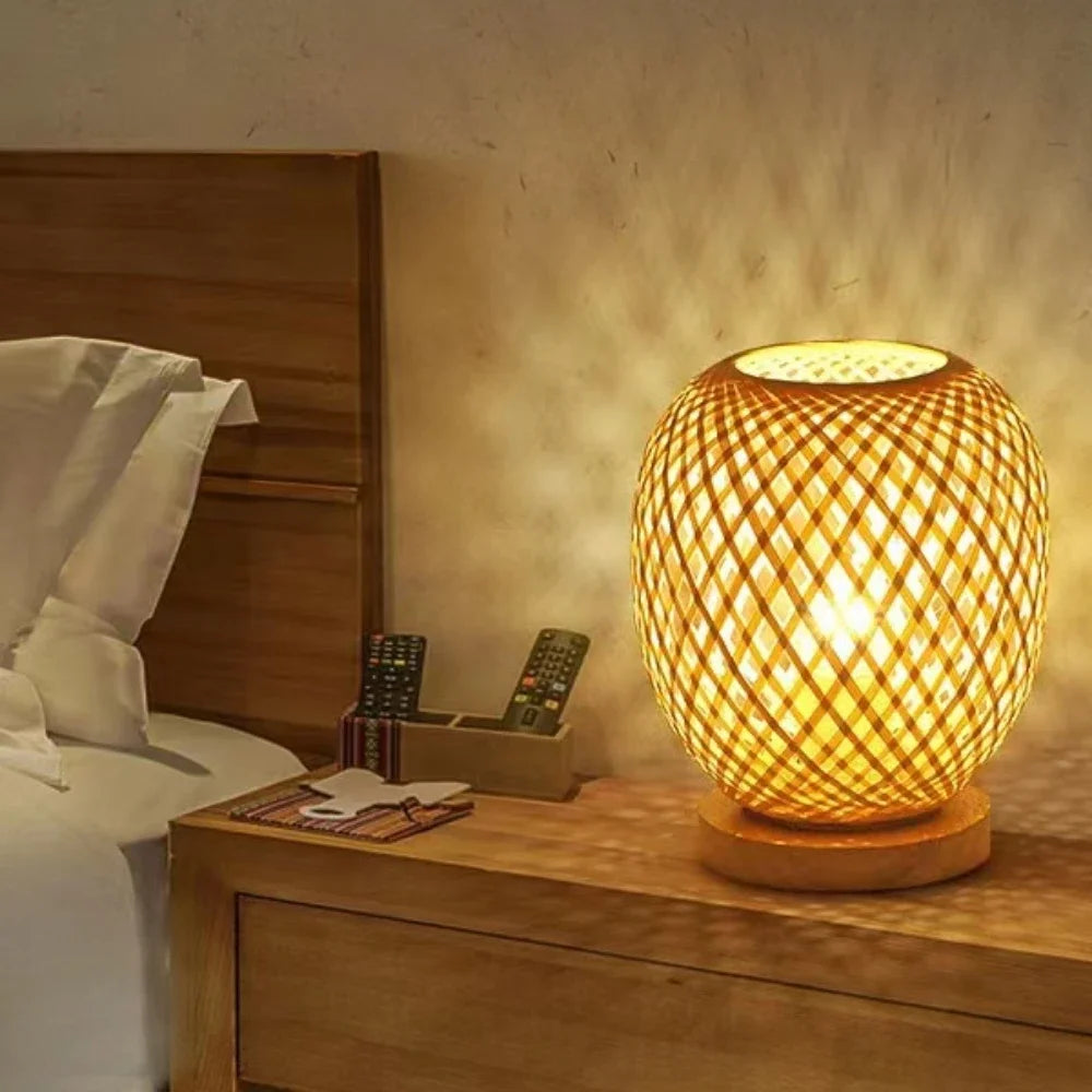 Retro Bamboo Weaving Table Lamp