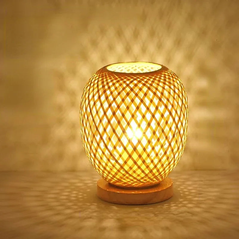 Retro Bamboo Weaving Table Lamp