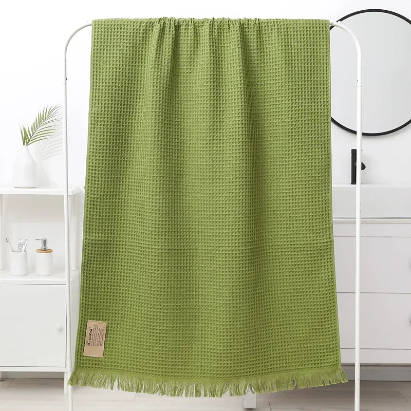 DecorBites™ Geometric Tassel Bath Towel - 100% Cotton, Quick-Dry, Multi-colored Waffle Design - 90x180cm
