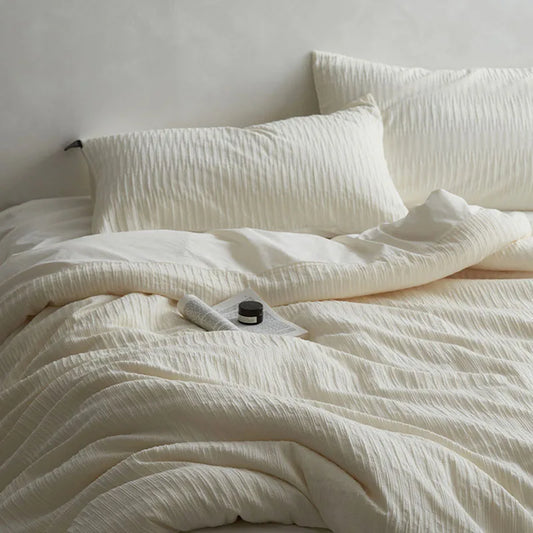 DecorBites™ 100% Cotton Foam Yarn Bedding Set with Solid Color Jacquard Design