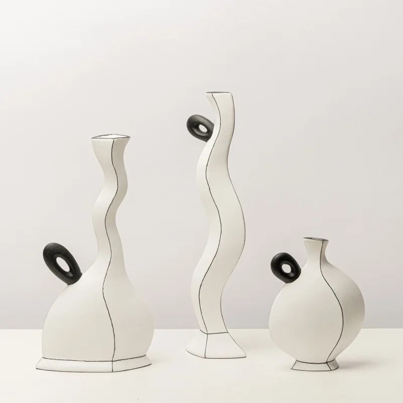 Jarrón de resina DecorBites™ con líneas negras geométricas - Decoración floral artesanal para el hogar