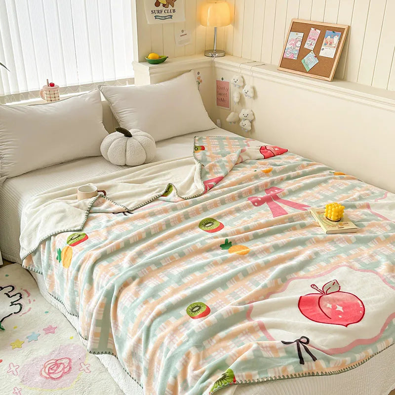 Manta de terciopelo color leche DecorBites™: Diseño bonito, cálida, multifuncional, ideal para el sofá y para viajes.