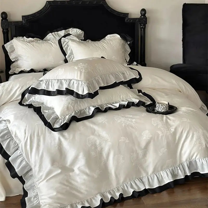 Decobites Vintage French Ruffles Black Edge Rose Jacquard Bedding Set & Sheet Set