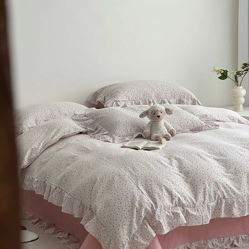 DecorBites™ Korean Floral Lace Duvet Cover: Luxury Soft Quilt for Queen King, Breathable Home Decor