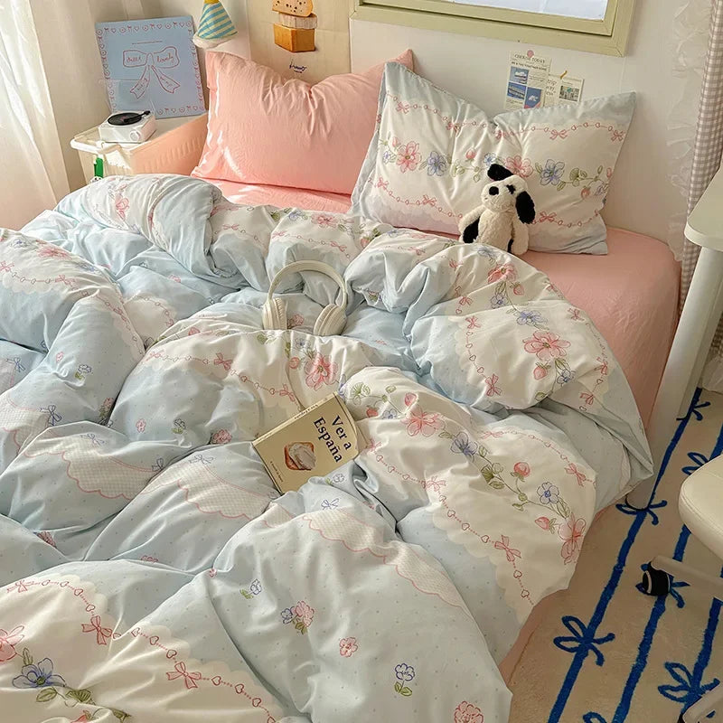 DecorBites™ Cartoon Print Quilt Cover Set for King Queen Beds - All Seasons Comfort