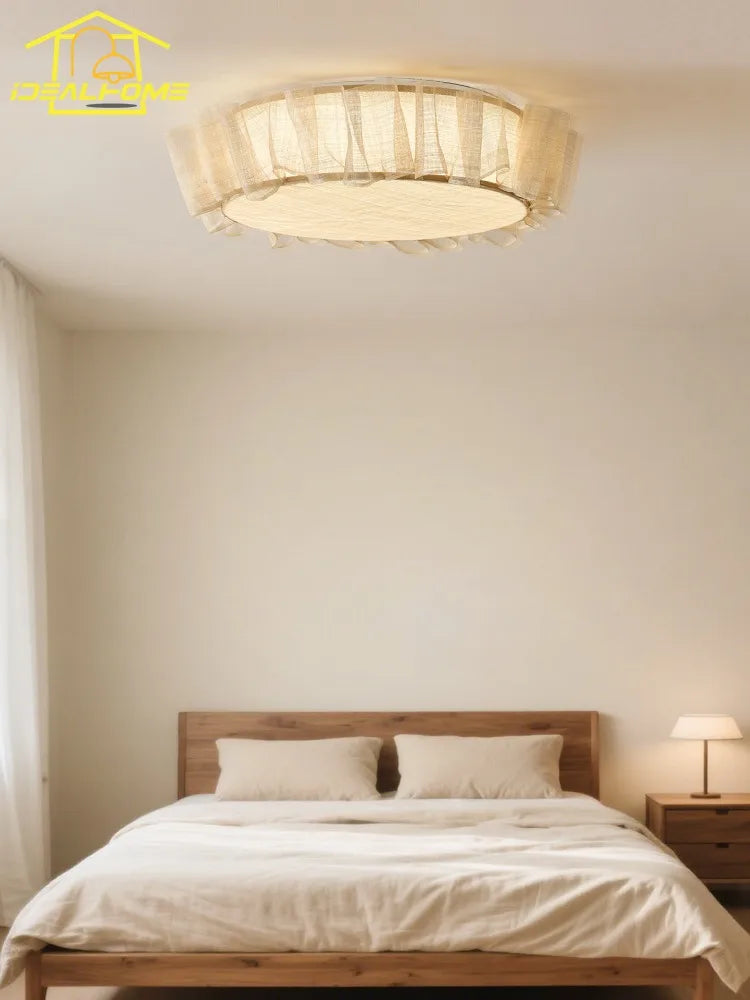 Lámpara de techo LED DecorBites™ Cream Wind: diseño francés moderno para la decoración del hogar.