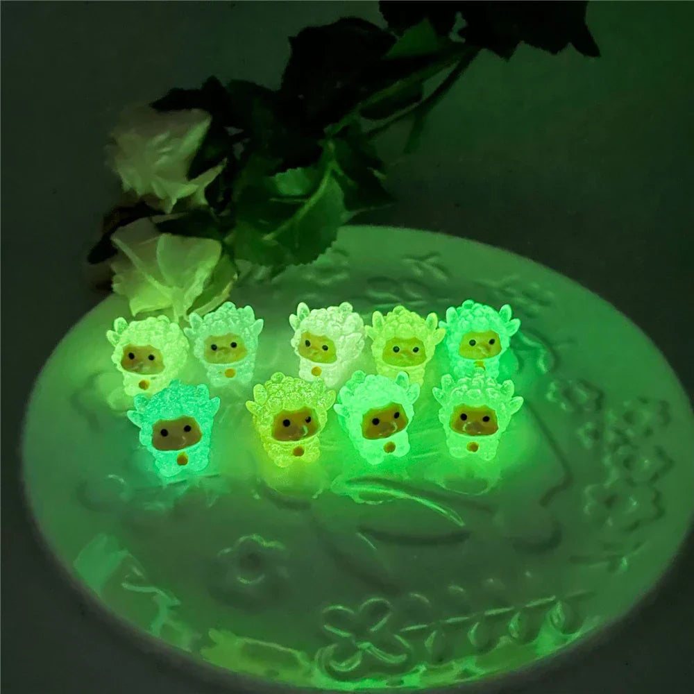 ديكور بايتس™ - تماثيل حيوانات مصغرة كاواي لتزيين المنزل وإكسسوارات رفوف الكتب