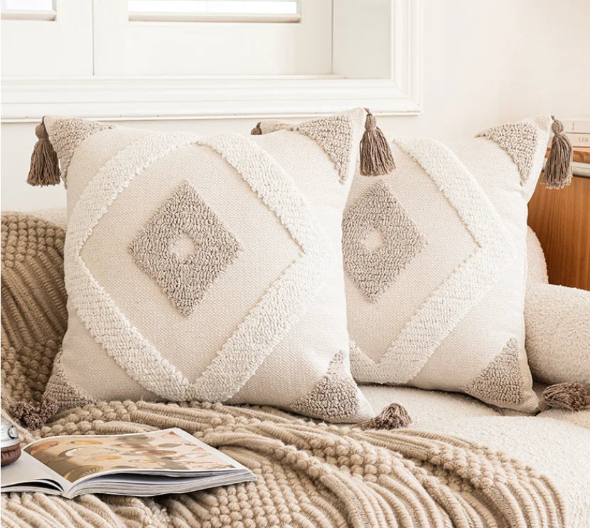 Funda de cojín DecorBites™ geométrica con mechones en beige y gris, estilo nórdico para decoración moderna