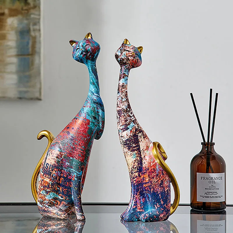 DecorBites™ Cat Lovers Resin Figurines | Graffiti Couple Ornaments for Home Decor