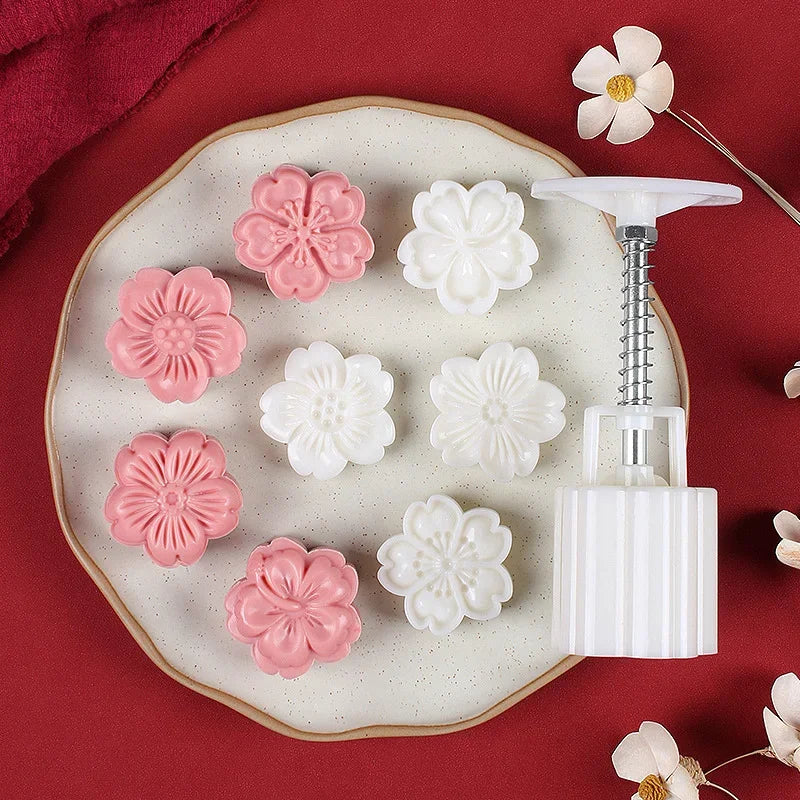 Molde DecorBites™ 3D para pastel de luna con forma de flor de cerezo, ideal para hornear durante el Festival del Medio Otoño.