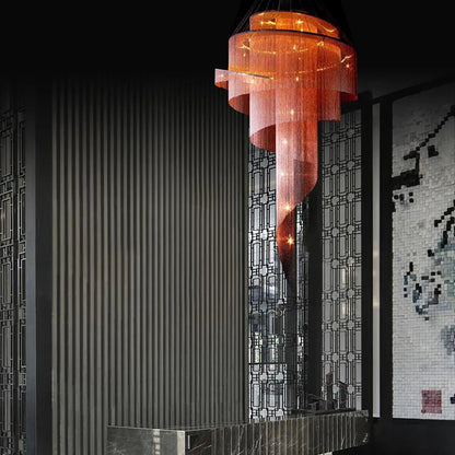 Lámpara de araña LED DecorBites™ con borla dorada para techos altos: iluminación elegante para la decoración del hogar.