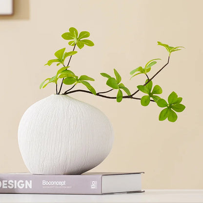 Jarrón de cerámica DecorBites™ con rayas geométricas y guijarros, accesorio para arreglos florales