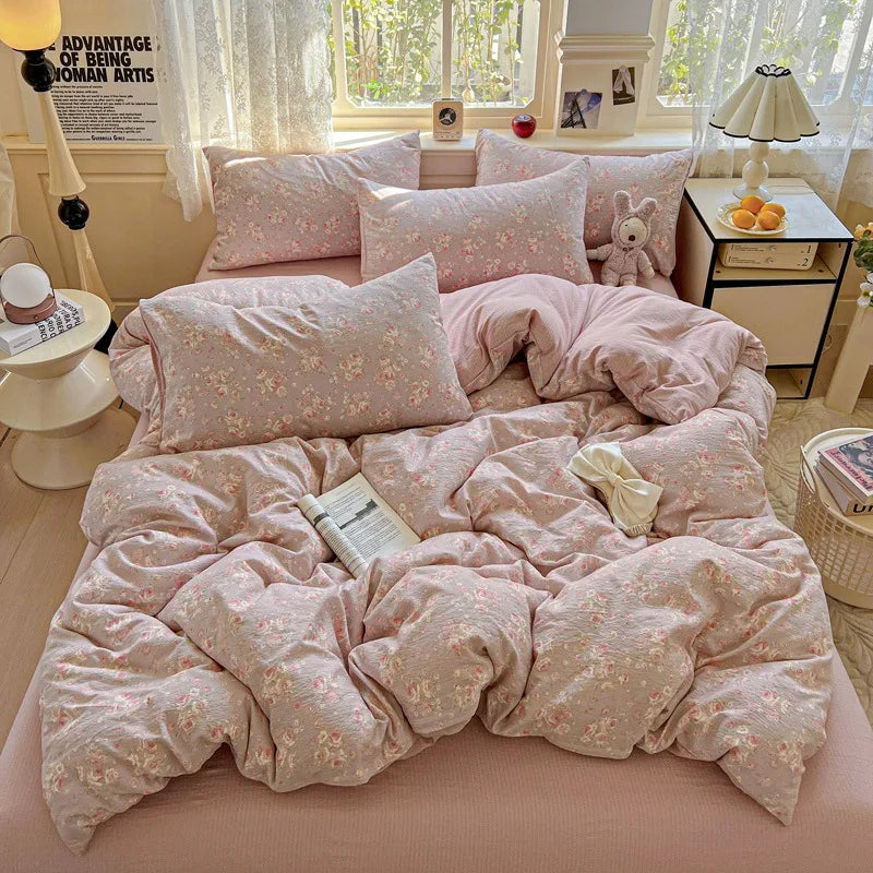 DecorBites™ Cloud Touch Ultra Soft Duvet Cover Set in Sweet Design & Double Layer Yarn