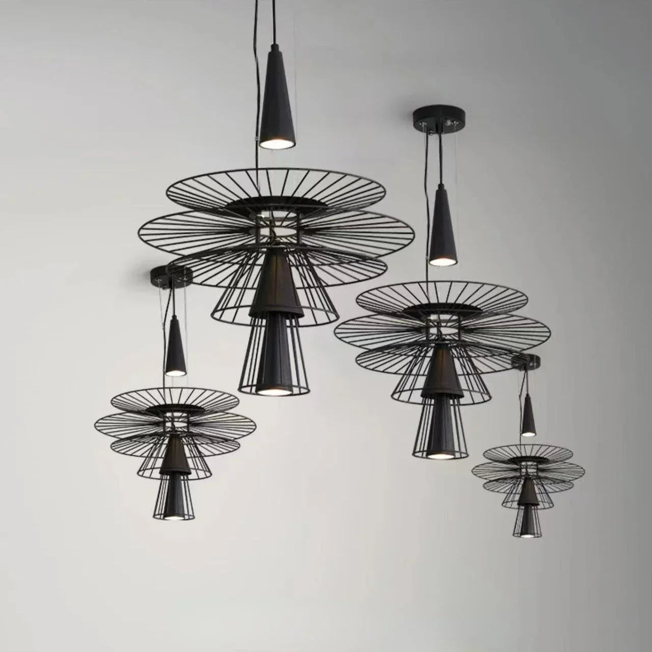 DecorBites™ Iron Art Dinning Room Pendant Light in Black/Gold - Modern Nordic LED Fixture