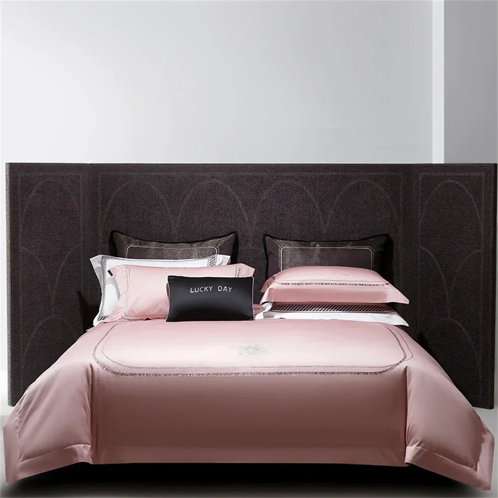 طقم أغطية سرير DecorBites™ من القطن والساتان والجاكار المطرز مع ملاءة مرنة وغطاء لحاف