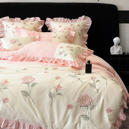 Decobites Vintage Pink Red Rose Flowers Embroidery Bedding Set with Ruffles