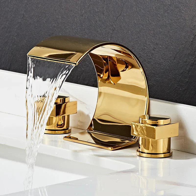 Grifo de Lavabo de Doble Asa en Oro Decorbites™ - Mezclador de Tres Agujeros para Lavabo de Baño
