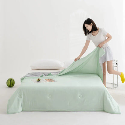 لحاف صيفي من الألياف الباردة من DecorBites™: بطانية خفيفة ناعمة وجيدة التهوية وقابلة للغسل في الغسالة