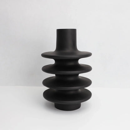 Jarrón DecorBites™ de resina negra con espiral circular geométrica - Maceta decorativa para el hogar