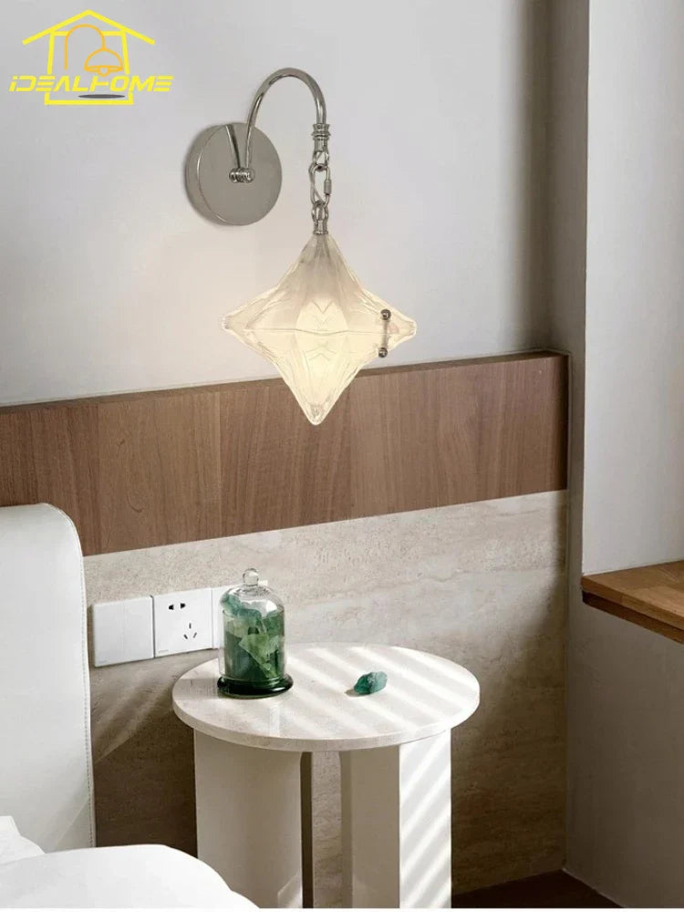 Lámpara de pared LED de cristal DecorBites™ estilo Bauhaus medieval francés para salón y dormitorio